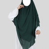 De Elegance Chiffon Khimar in Dark Green biedt een tijdloze look. Perfect voor elke outfit.